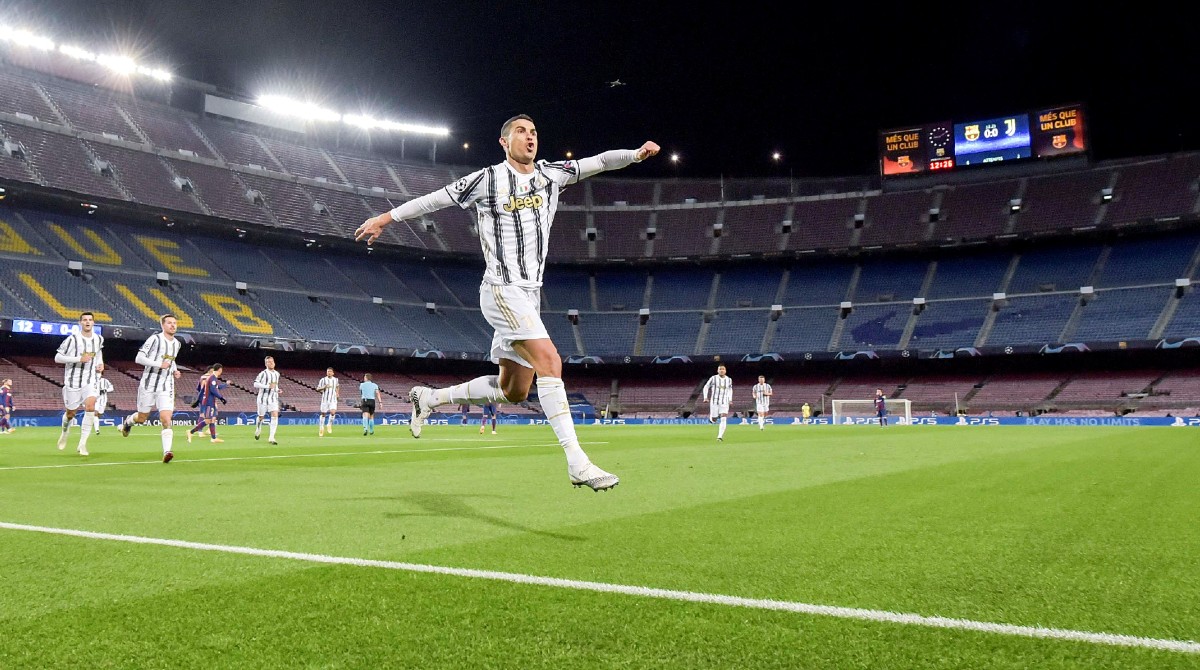 Cristiano Marca Dos Goles Messi Se Va En Blanco Y La Juve Queda Líder