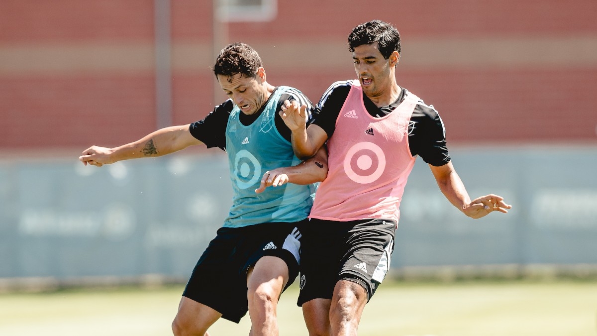 ¡Vela vs Chicharito! Fecha, horario y canal para el LAFC vs Galaxy en los MLS Playoffs 2022