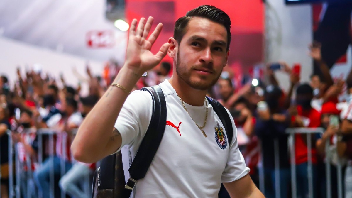 ‘Canelo’ Angulo de Chivas no llegaría a Pachuca, León sería su próximo destino