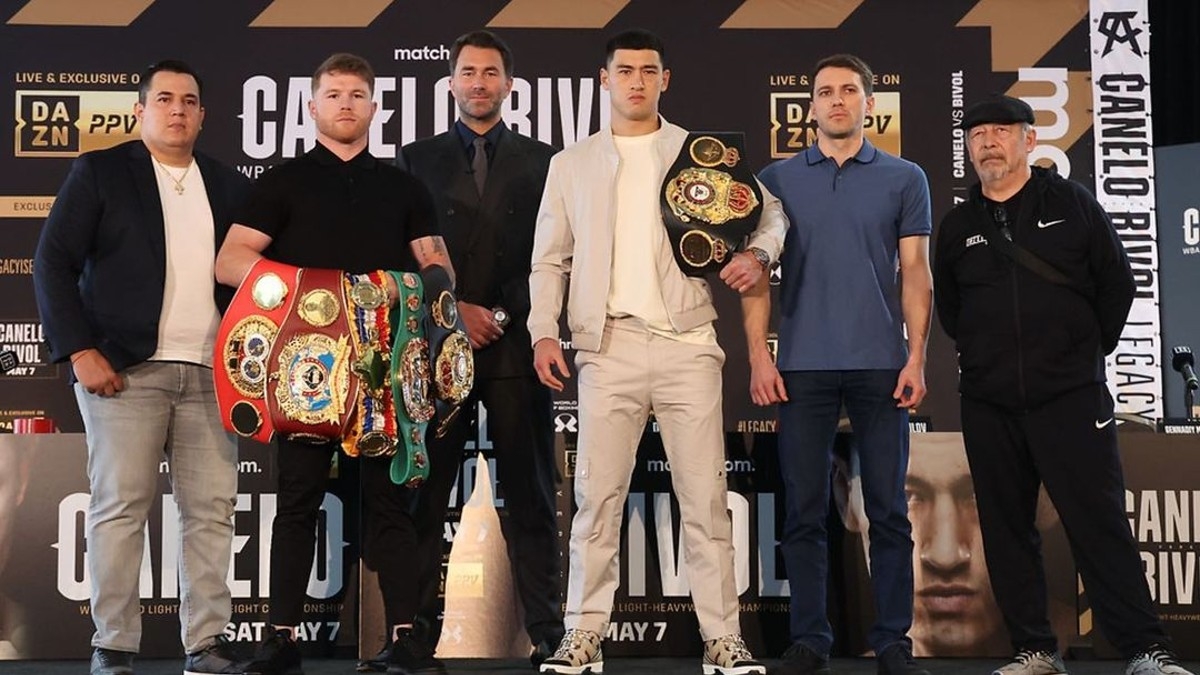 ¡Le quiere robar sus títulos! Bivol dispuesto a pelear con ‘Canelo’ en las 168 libras