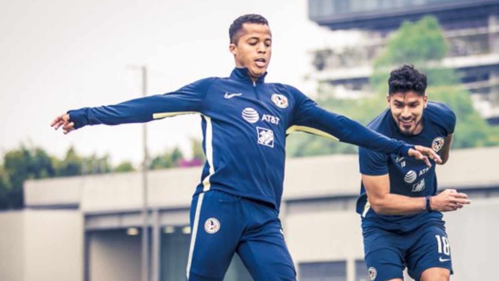 Giovani dos Santos reaparece en las instalaciones del América