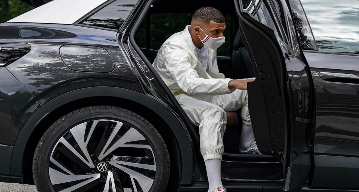 ¿Por qué Mbappé no tiene licencia de conducir a sus 23 años?