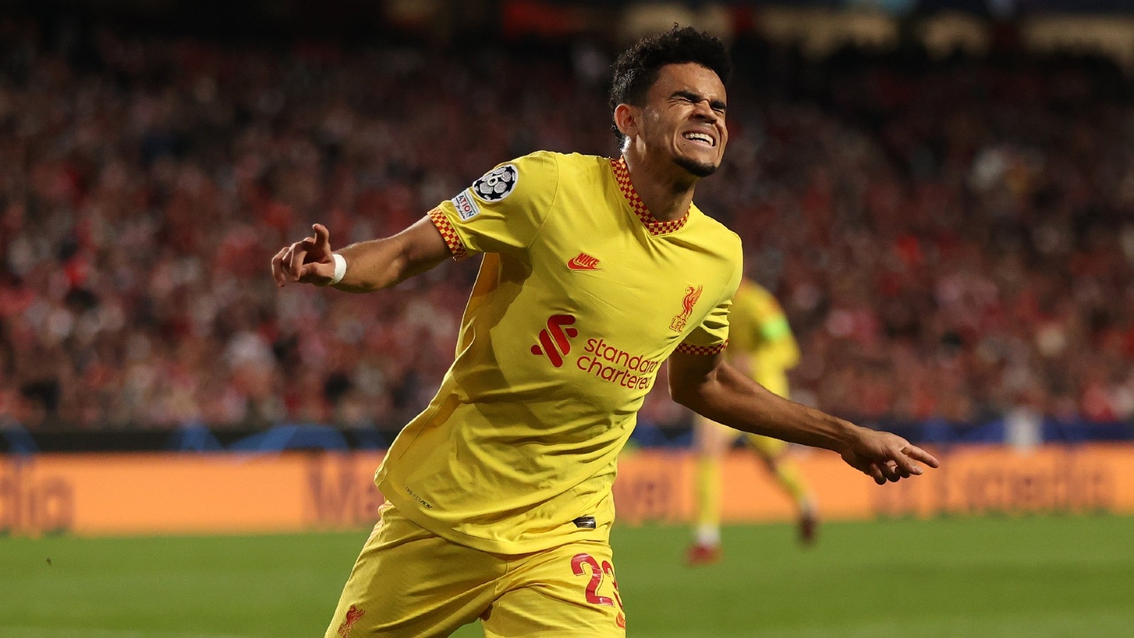 Díaz brilla en el triunfo del Liverpool en Champions; Konaté regala un gol al Benfica