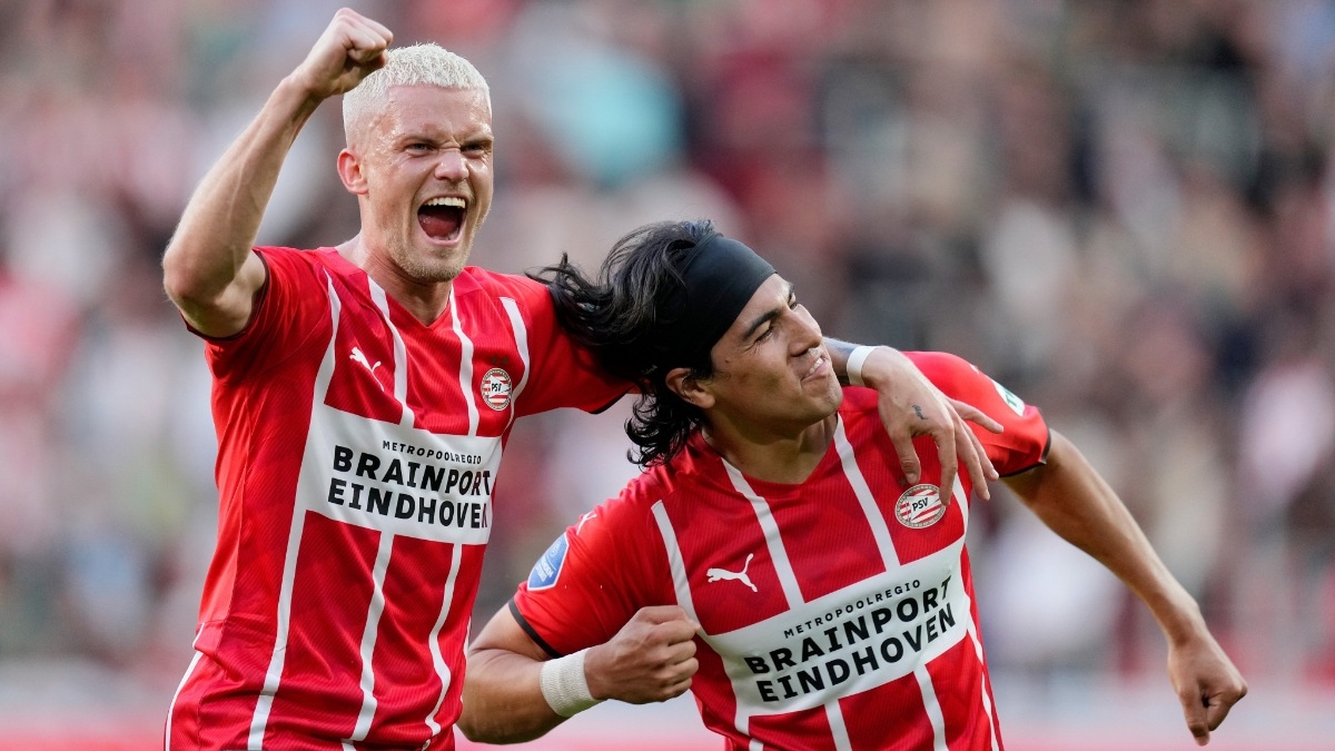 El GOLAZO de Erick Gutiérrez ante el NEC en la Eredivisie