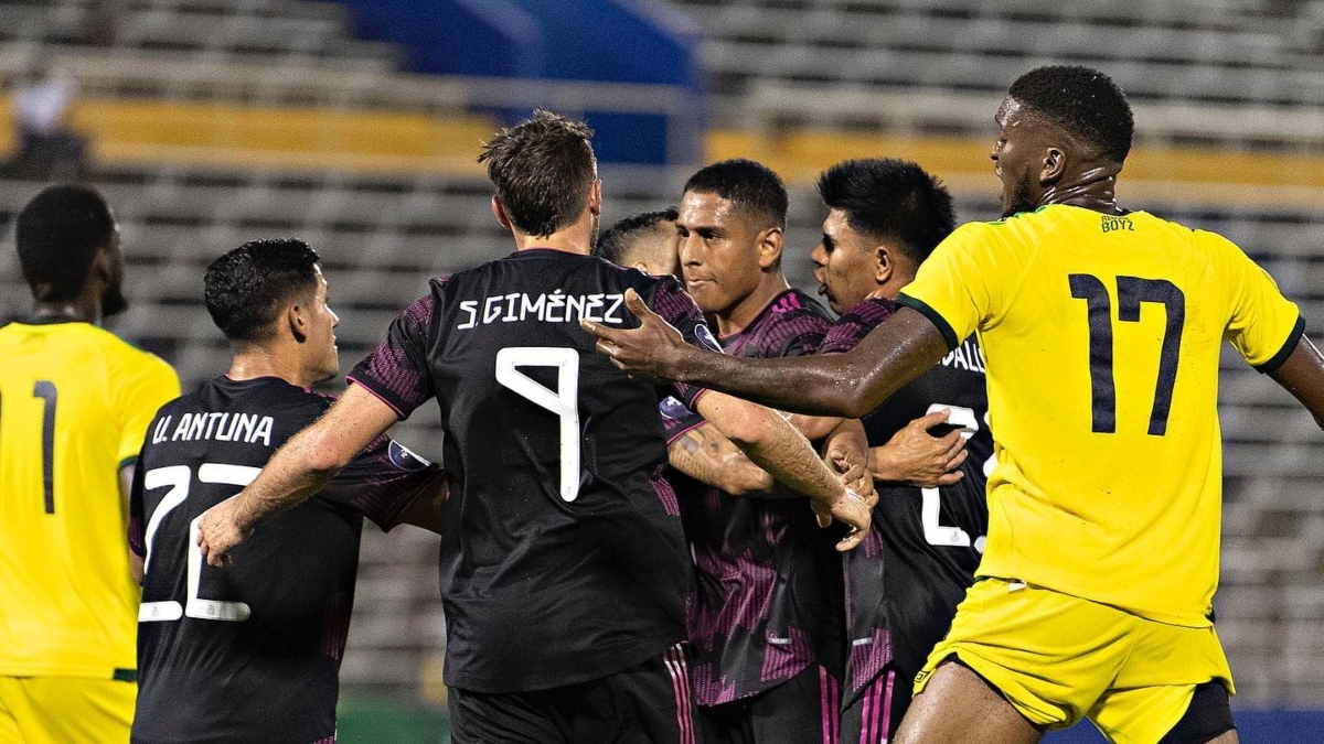 Luis Romo le da el empate a México en el último suspiro del primer tiempo