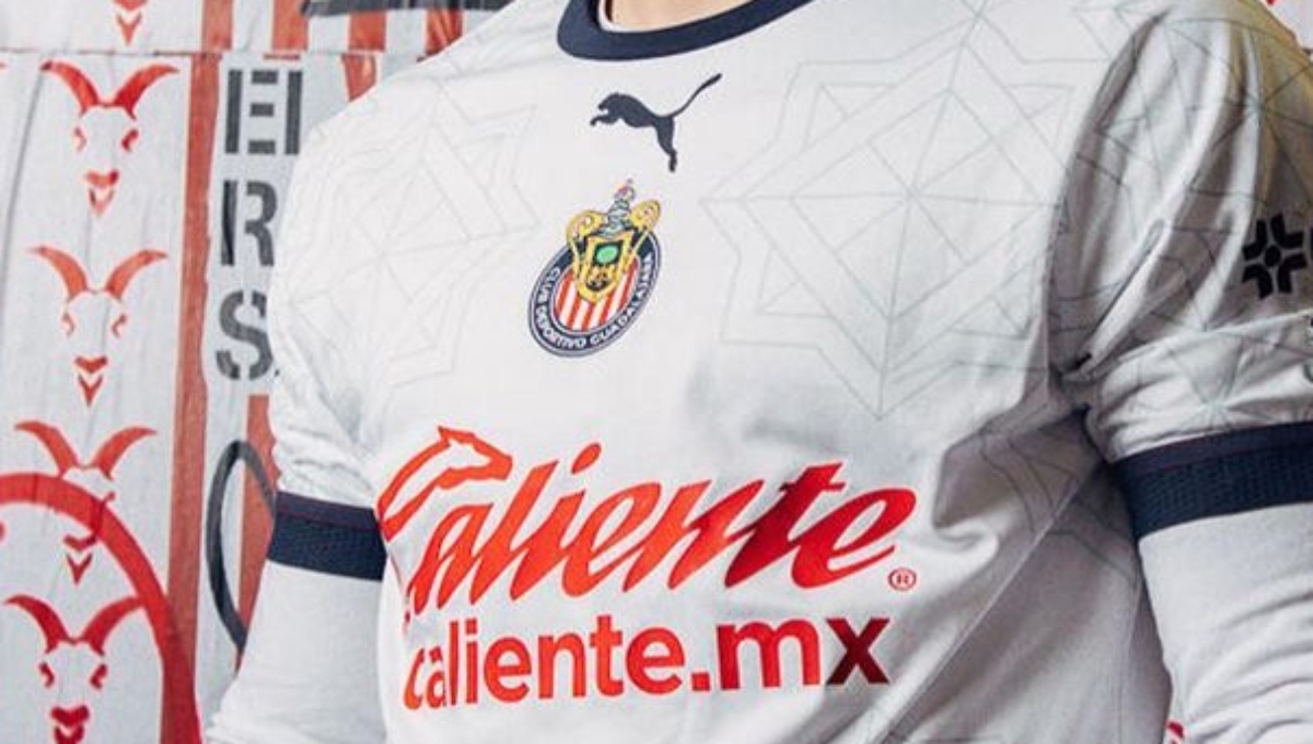 Playera de discount chivas de visitante