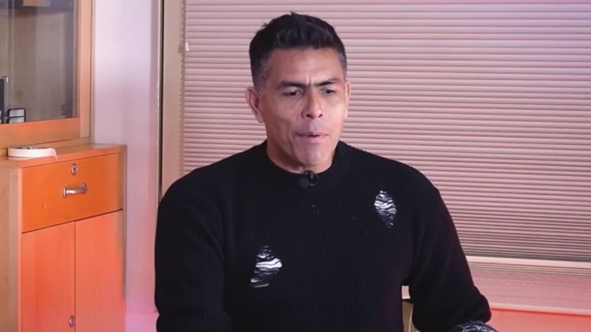 Oswaldo Sánchez es criticado en redes por ‘comparar’ a Quiñones con Messi y Cristiano