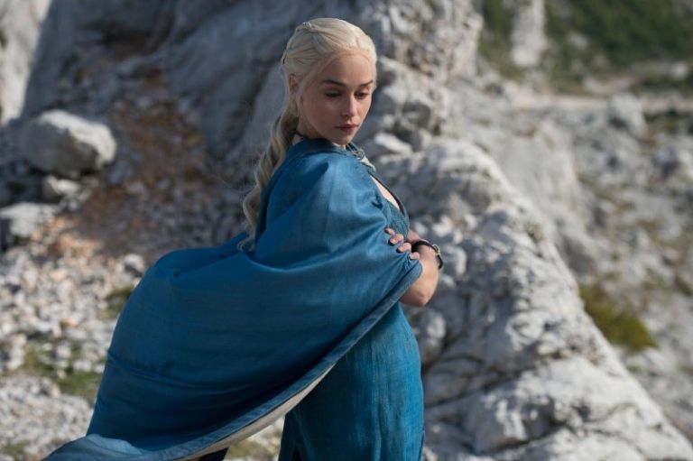 Emilia Clarke, de sobrevivir 2 aneurismas a conquistar al mundo con Game of Thrones | Soy Referee Emilia Clarke, de sobrevivir 2 aneurismas a conquistar al mundo con Game of Thrones | Soy Referee