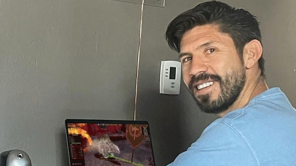 Oribe Peralta presume nuevo 'trabajo' en TikTok y lanza mensaje a Chivas