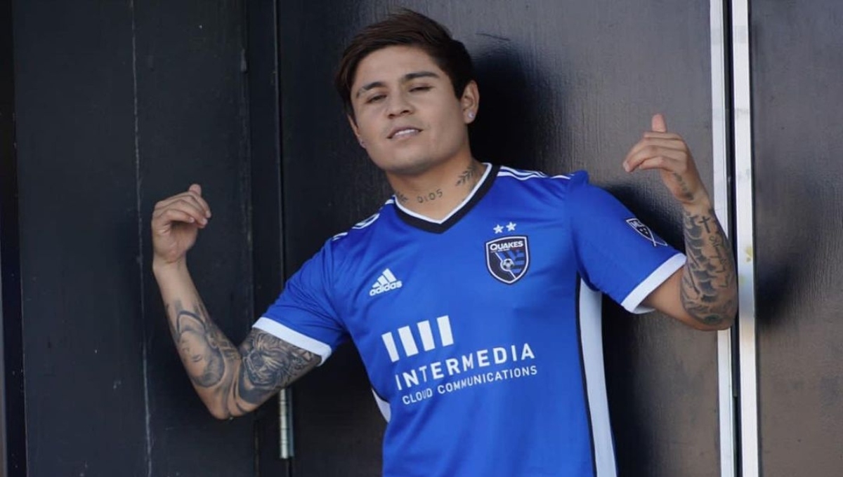 ‘Chofis’ López regresa con las Chivas; San José lo confirma