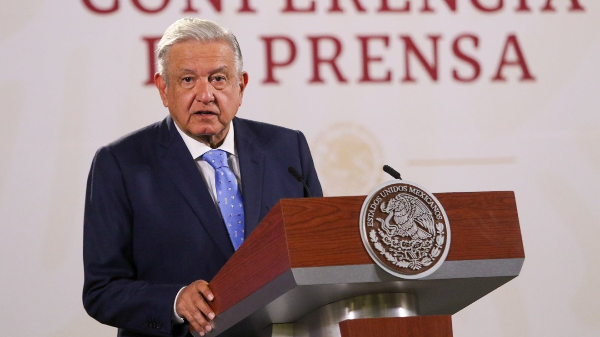 AMLO dice que su gobierno abrirá una investigación contra FMF por corrupción