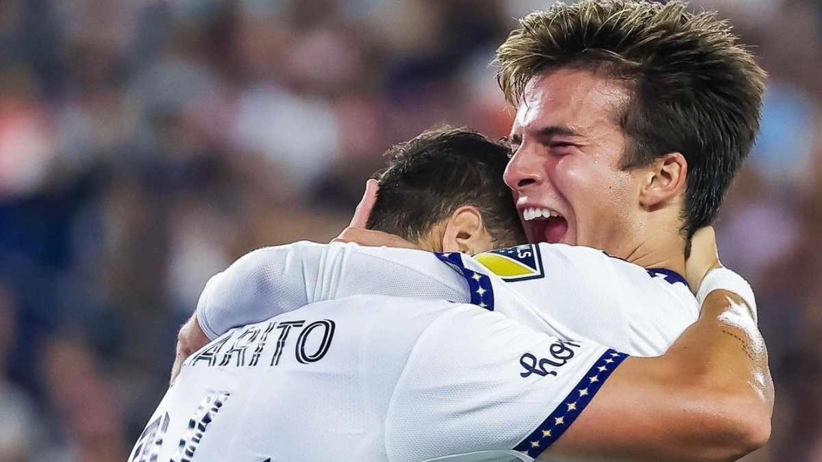 VIDEO: ‘Chicharito’ anota con asistencia de Riqui Puig y le da la victoria al LA Galaxy