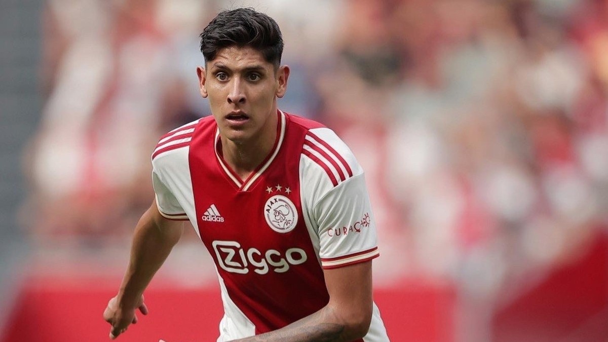 Edson Álvarez quiere ir al Chelsea, pero el Ajax le habría dicho que no