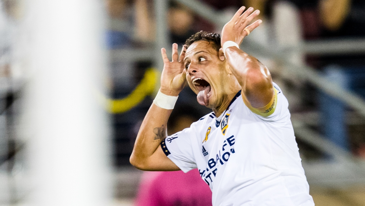 ‘Chicharito’ explica su festejo de payaso: “piensan que disminuye nuestra confianza”