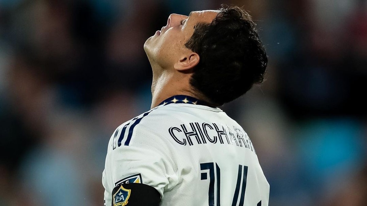‘Chicharito’ lamenta hacer el ridículo en penal fallado ‘a lo Panenka’: “Una mala pasada”