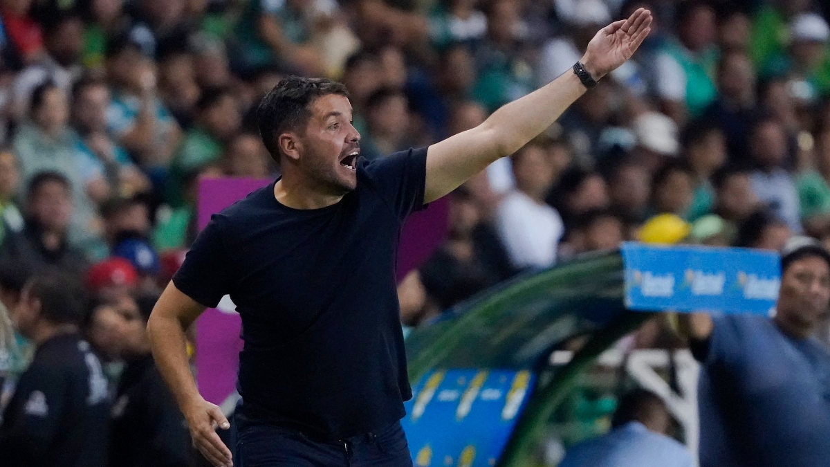 Larcamón manda advertencia al América previo a choque en liguilla del Apertura 2023