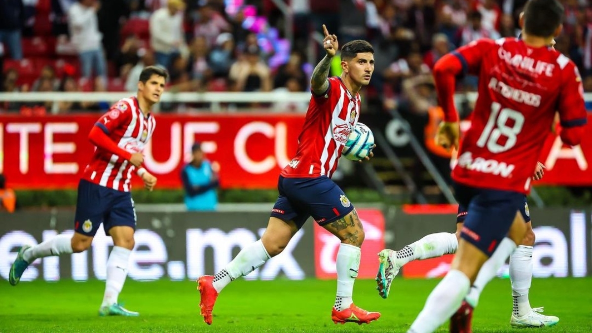 ¡Qué cosas! Chivas vence a Xolos de último minuto y con DOS PENALES del 'Pocho' Guzmán