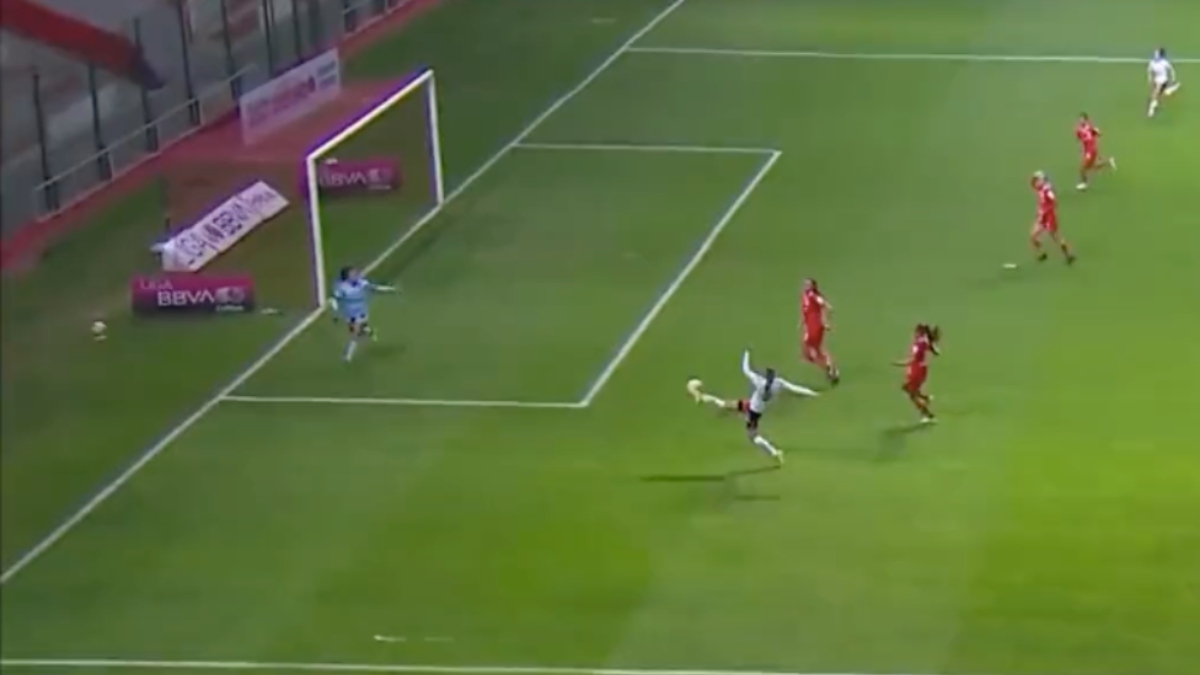 ¿Dónde estaba? El OSO de Kayla Thompson, portera de Toluca Femenil, en el gol del Atlas