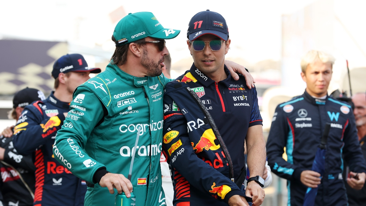 Checo Pérez y su épico trolleo a Aston Martin y la F1: "Estuvieron 3 Red Bulls en el podio"