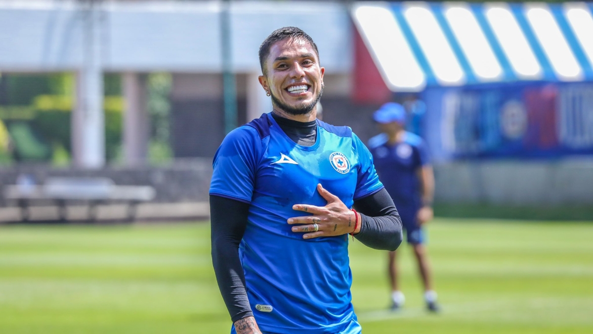 Cruz Azul: Salcedo ‘lanza’ oferta ‘tentadora’ a mexicano en Europa para que llegue a la Máquina