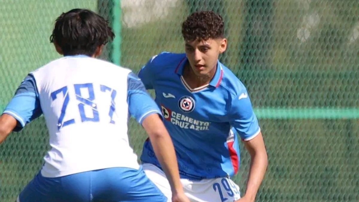 Emmanuel Sánchez: De romperla en la talacha a jugar para Cruz Azul