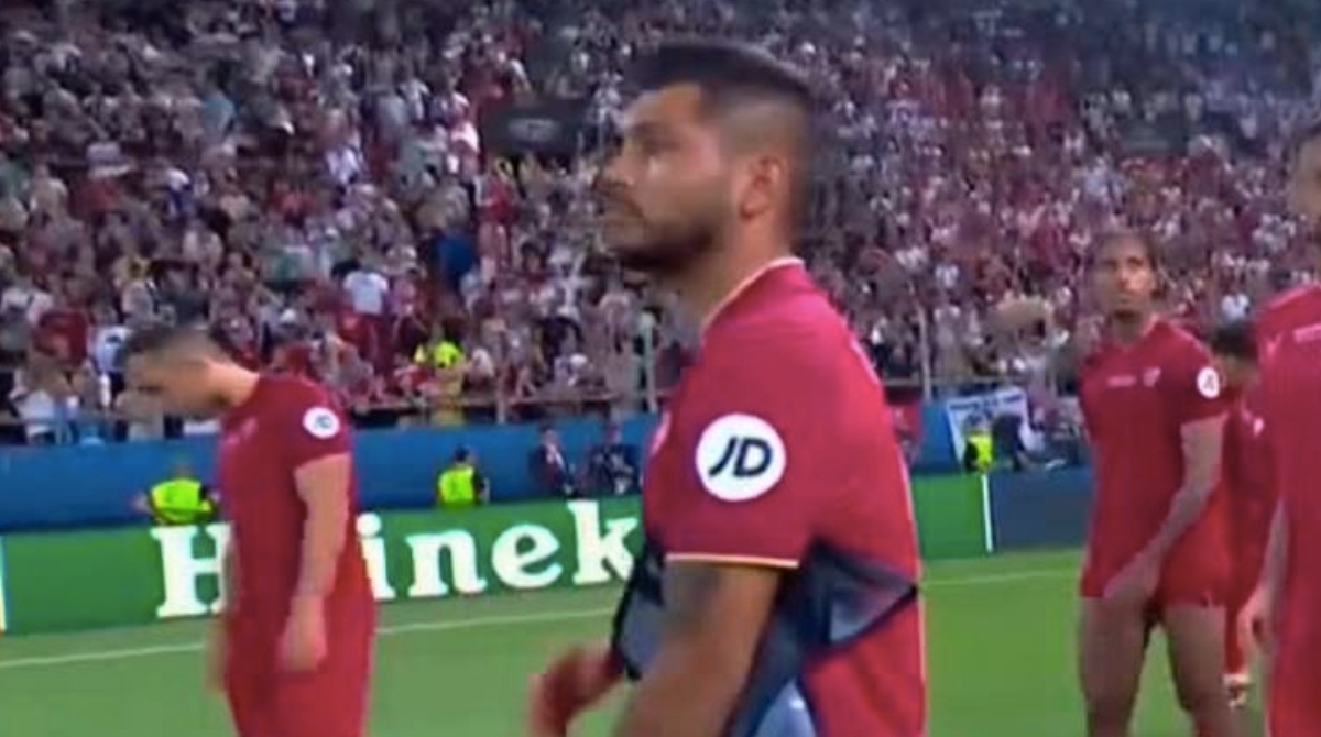 'Tecatito' Corona y los mexicanos que han perdido una Final UEFA