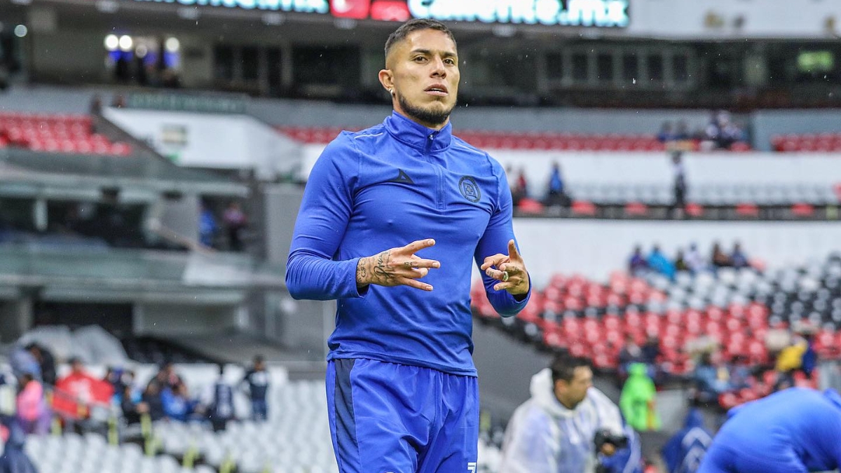 Carlos Salcedo Aclara ‘discusión Con Aficionados De Cruz Azul Luego De Duelo Vs Santos Soy 9624