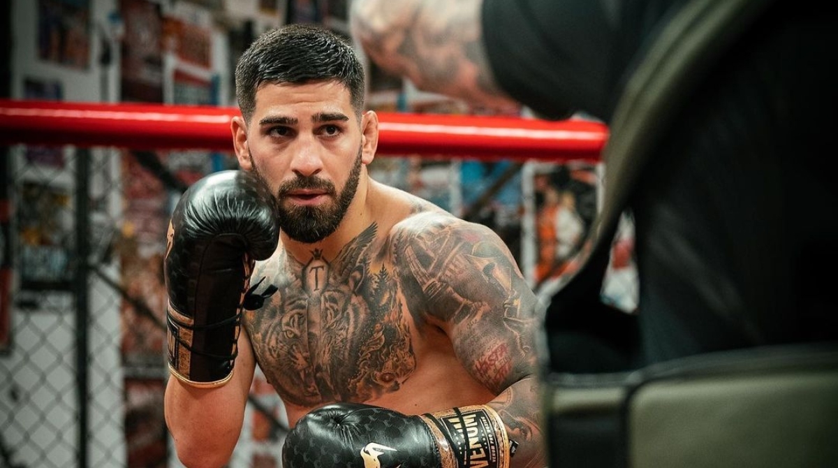 Aficionado le pide un puñetazo a peleador de UFC y así termina (VIDEO)