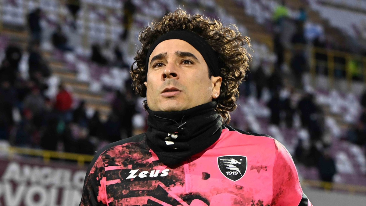 Guillermo Ochoa: DT de Salernitana culpa al portero por derrota ante Genoa